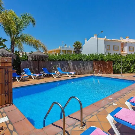 Villa Elenor C - Central Location In Vale Da Parra - 3 Adjoining Villas *