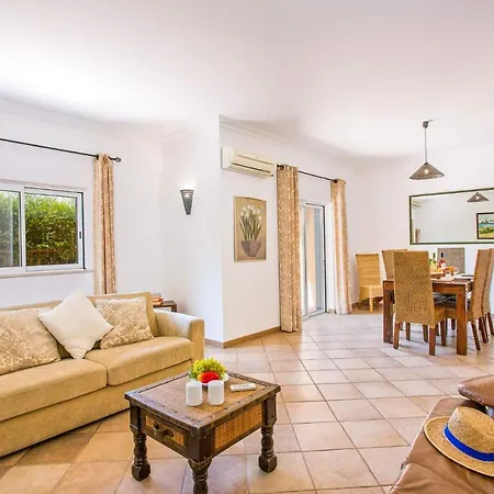 Villa Elenor C - Central Location In Vale Da Parra - 3 Adjoining Villas *