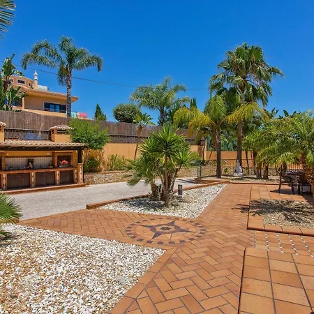 Elenor C - Central Location In Vale Da Parra - 3 Adjoining Villas *