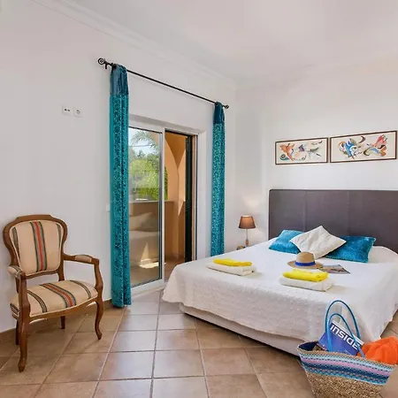 빌라 Elenor C - Central Location In Vale Da Parra - 3 Adjoining Villas 기아